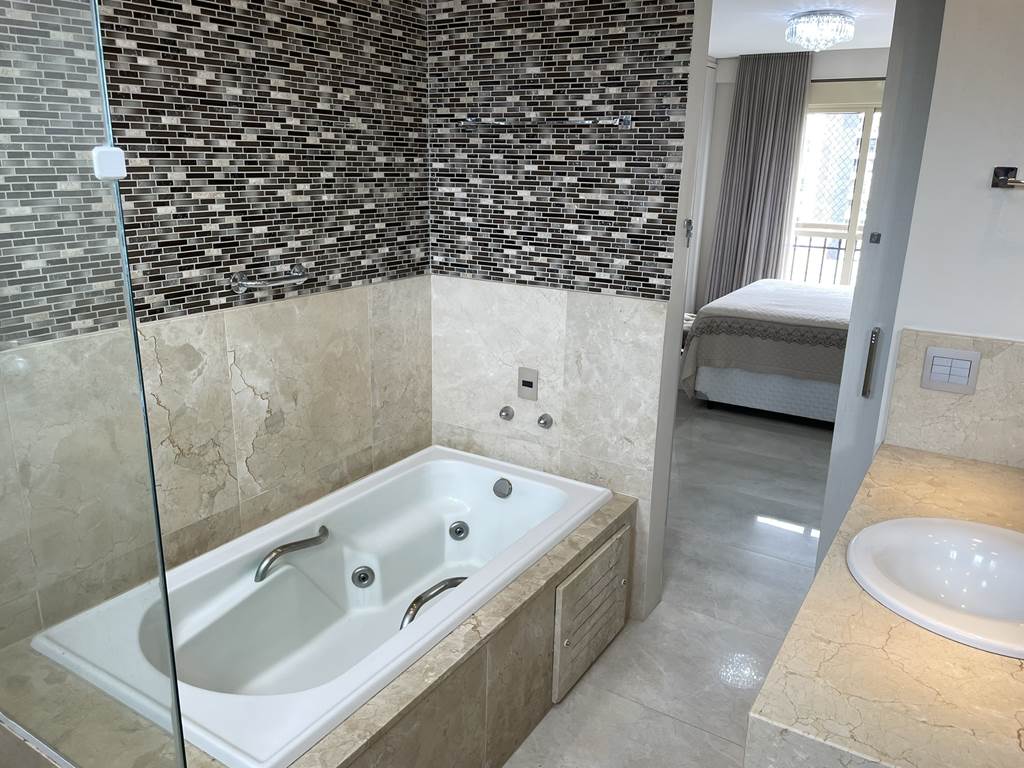 Ambiente da suíte principal - apartamento Batel